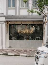 Cool Vibes & Creative Treats in the Heart of Town
