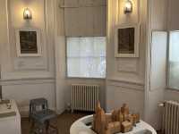 William Morris Gallery: A Journey into Art and Life in London 🎨🏡