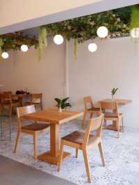 หน้าต่างคาเฟ่ คาเฟ่คิ้วท์ๆ ย่านเสนาฯ