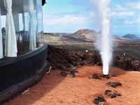 Lanzarote: Hitting Must-See Spots by Public Transport! 🚌🌋