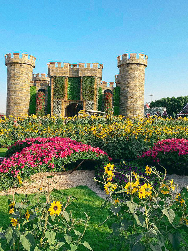 From Petals to Parisian Vibes: A Day Between Flowers & Fairy Tales in Dubai 🇦🇪✨