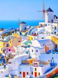 Endless beautiful Mediterranean vibes in Greece!