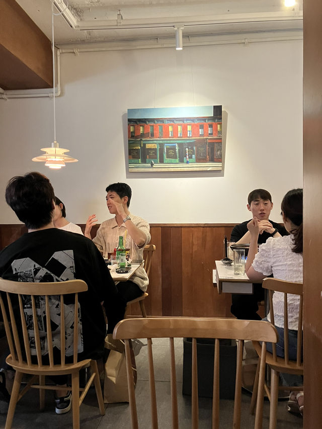 전통과 현대가 어우러진 한식 다이닝, 다이닝 목로