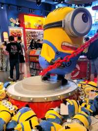 Be a Merch Minion-aire at Minion Mart, Universal Studios Beijing