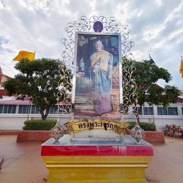ลานพระบรมรูปพระบาทสมเด็จพระจุลจอมเกล้าเจ้าอยู่หัว