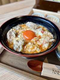 【大阪・難波】備長炭の香りと鶏の旨みが響く鶏料理専門店「TORA鶏YA 難波千日前店」