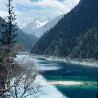 Nature’s Hidden Gem: Discovering the Dreamlike Beauty of Jiuzhaigou