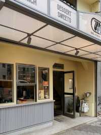 W&B Delicious Service (Osaka)