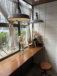 Lagom House, Hat Yai’s Cozy Canvas of Cakes and Calm