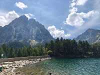 Estany de Sant Maurici, Nature’s Screensaver IRL