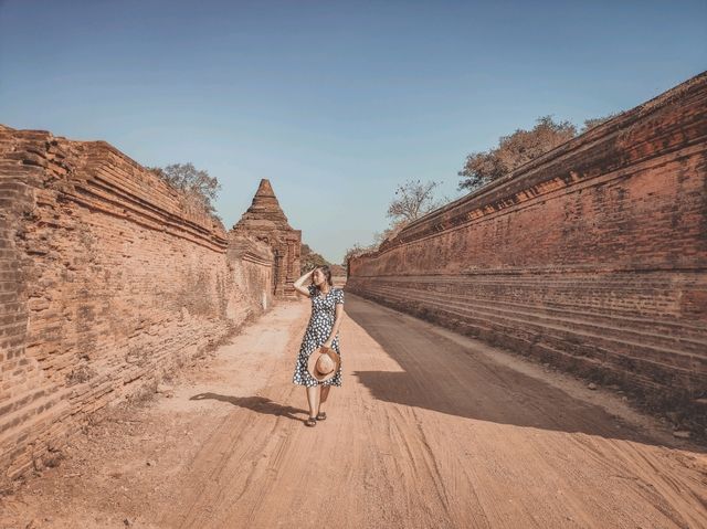 Chasing Temples and Sunsets in Magical Bagan 🌅