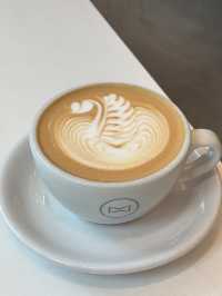Pause It Cafe Hong Kong, Latte Art Meets Urban Calm in Mong Kok