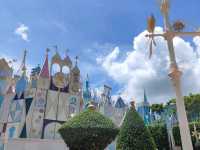 แวะเติมพลังที่ Small World Ice Cream