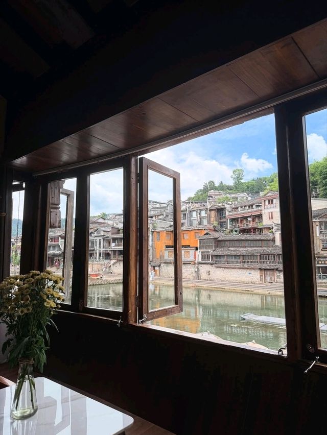 Fenghuang Town, Ancient Vibes and River Strolls