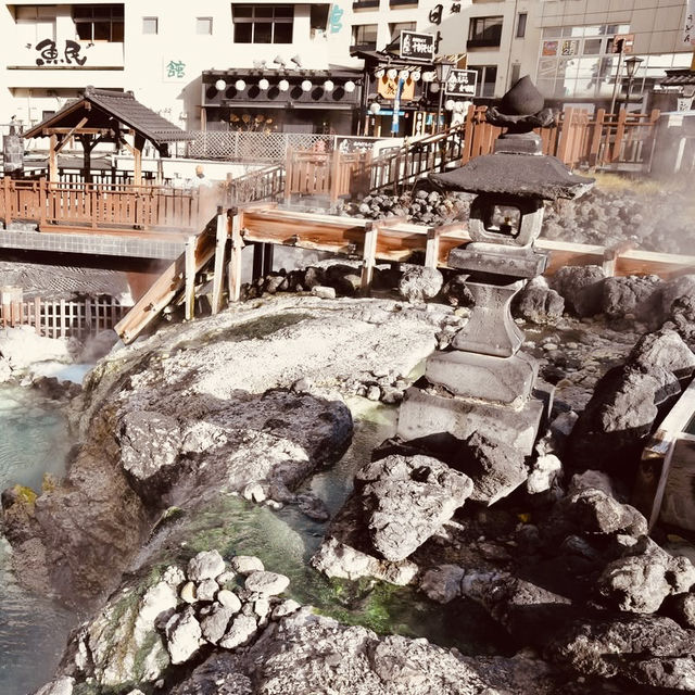 ♨️🌸 *Kinosaki Onsen (城崎温泉): Japan’s Quintessential Hot Spring Town* 🌊🎎