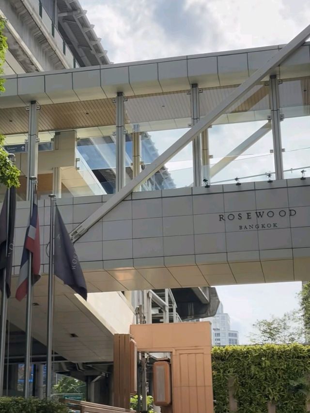 Rosewood Bangkok – A Sophisticated Urban Escape