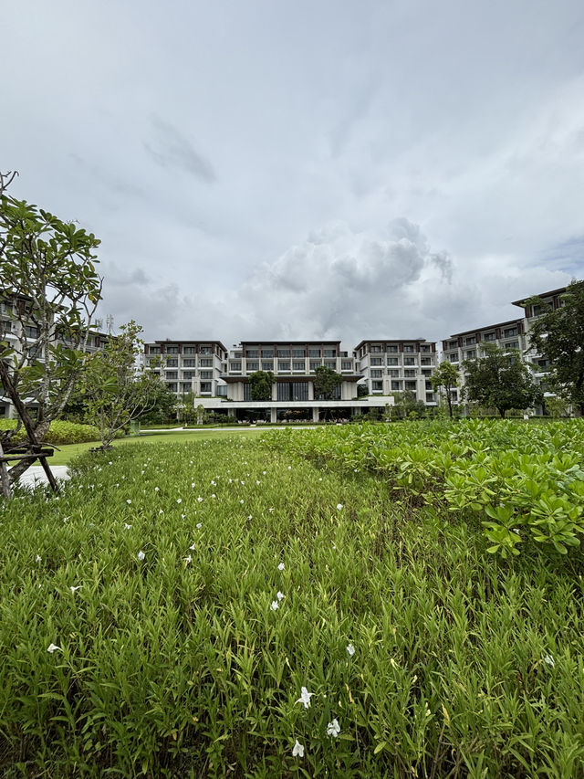 Khao Lak Marriott Beach Resort & Spa  Khao Lak Marriott Beach Resort & Spa