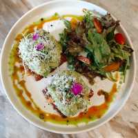almost budget prices but good food