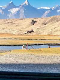 ✨ Southern Xinjiang – a symphony of mountains, grasslands, and endless skies ✨