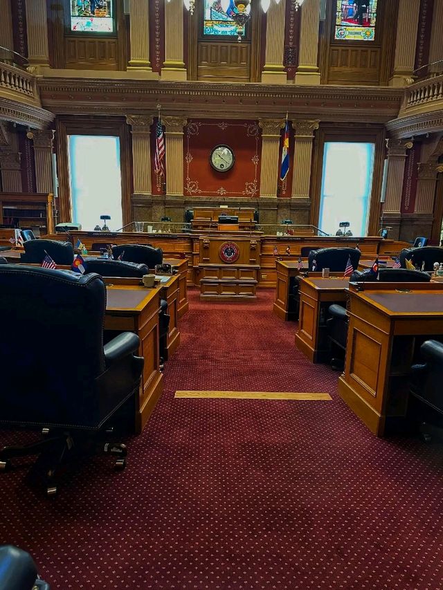 🏛️ Colorado State Capitol – A Mile High Icon 🏛️ Colorado State Capitol – A Mile High Icon