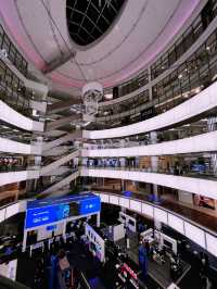1 Utama: Must-Visit Mall for Shopping and the Amazing Clay Robots Exhibition