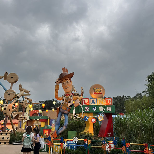 🎢✨ Hong Kong Disneyland 