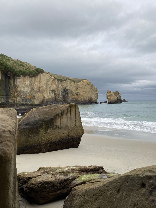 잠시 멈춰, 나를 찾아가는 더나든 여행 잠시 멈춰, 나를 찾아가는 더나든 여행