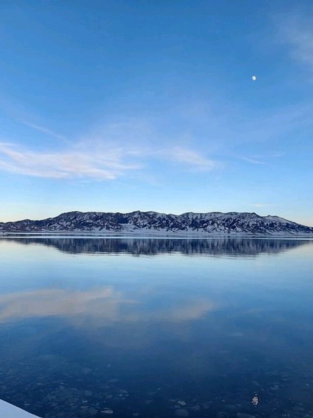 ❄️ “The Frozen Beauty of Heaven’s Lake” ❄️