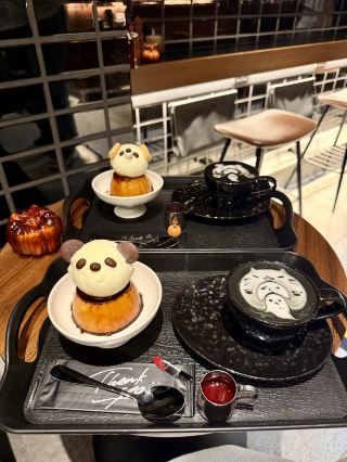 【후쿠오카】    할로윈 한정! 귀여운 푸딩 아포가토와 블랙 라떼.