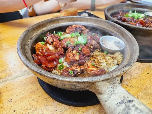 A very nice and authentic Claypot Chicken rice made traditionally