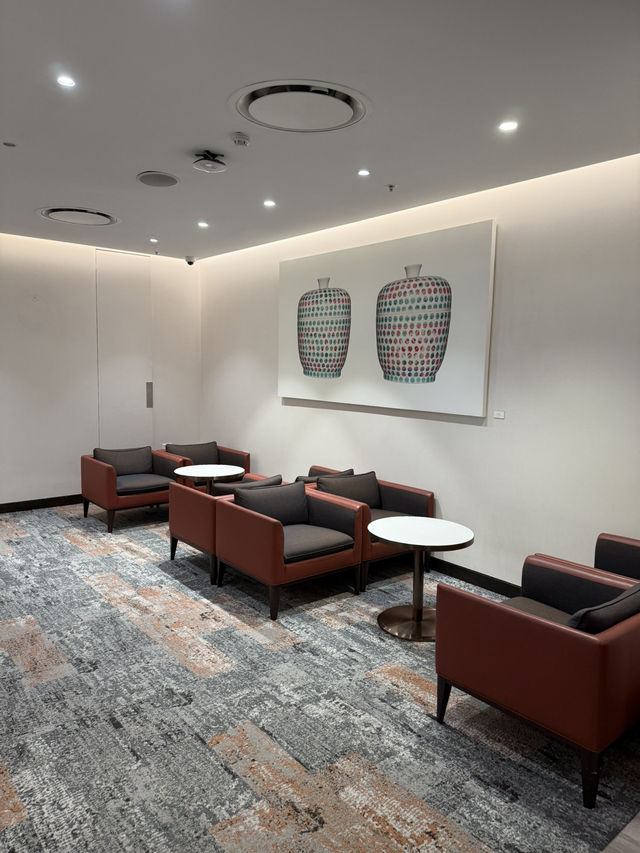 SilverKris Business Class Lounge Sydney
