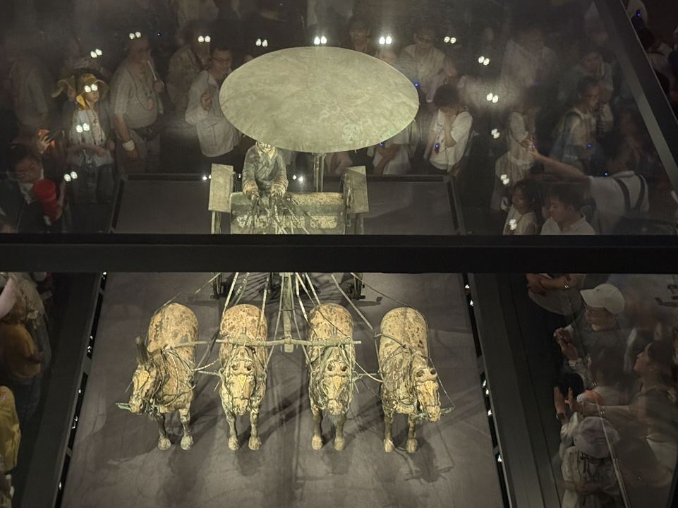 中国初代皇帝の2200年前の青銅馬車 | Trip.com 西安