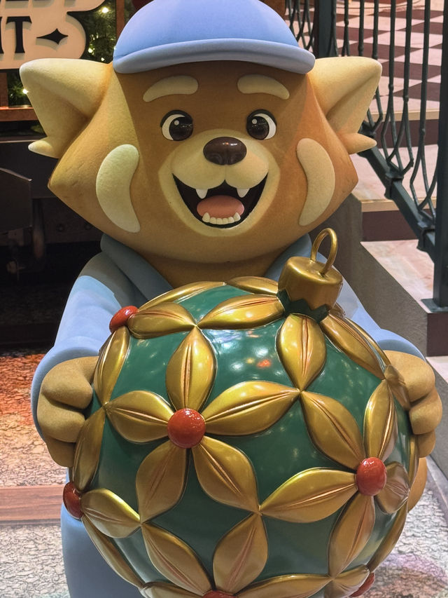 Ticket to Christmas at Pacific Place: A Storybook Train Station in the Middle of Hong Kong