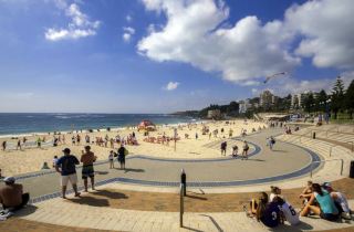 🇦🇺 Sydney's most beautiful coastline‼️ A 6km hike from Bondi to Coogee is full of photo opportunities🌊