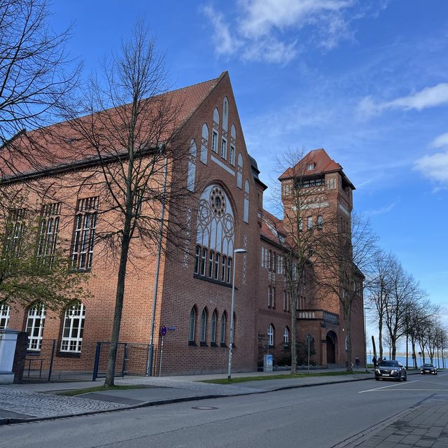 Kniepertor … Old city gate of Stralsund 