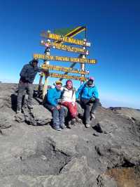 5 days Kilimanjaro climbing group joining 