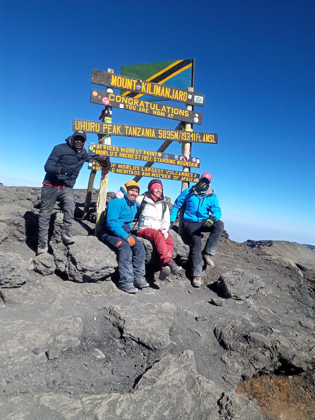 5 days Kilimanjaro climbing group joining 