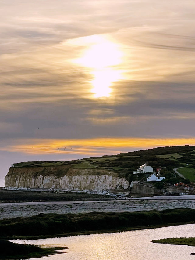 🌟 Explore Brighton and Seven Sisters: A Perfect Day of Seaside Charm and Natural Beauty 🌟