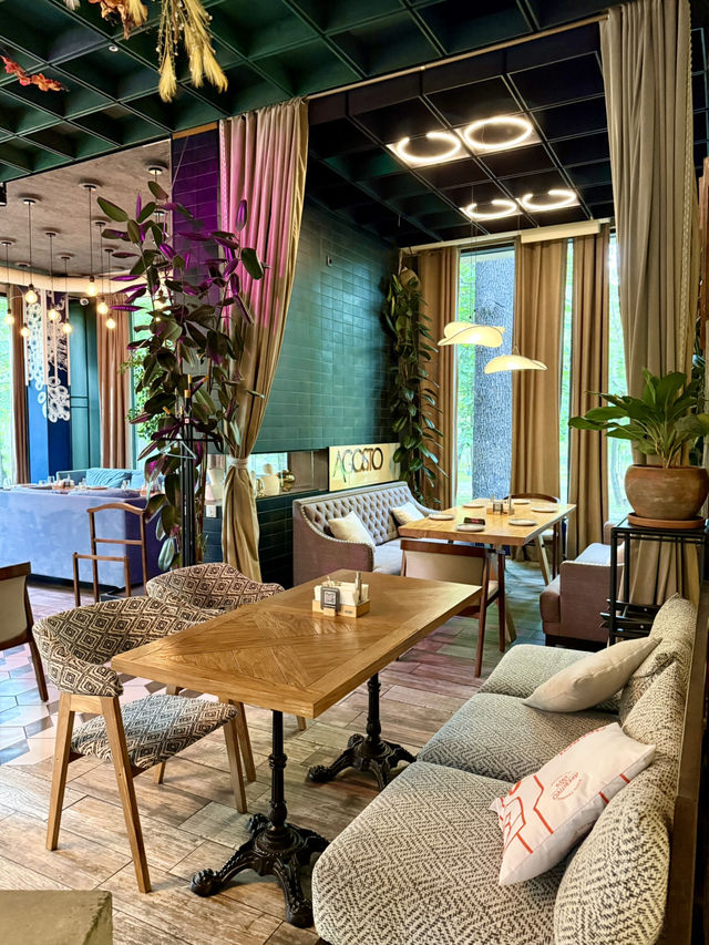 Spring Vibes at Agosto Coffee in Almaty