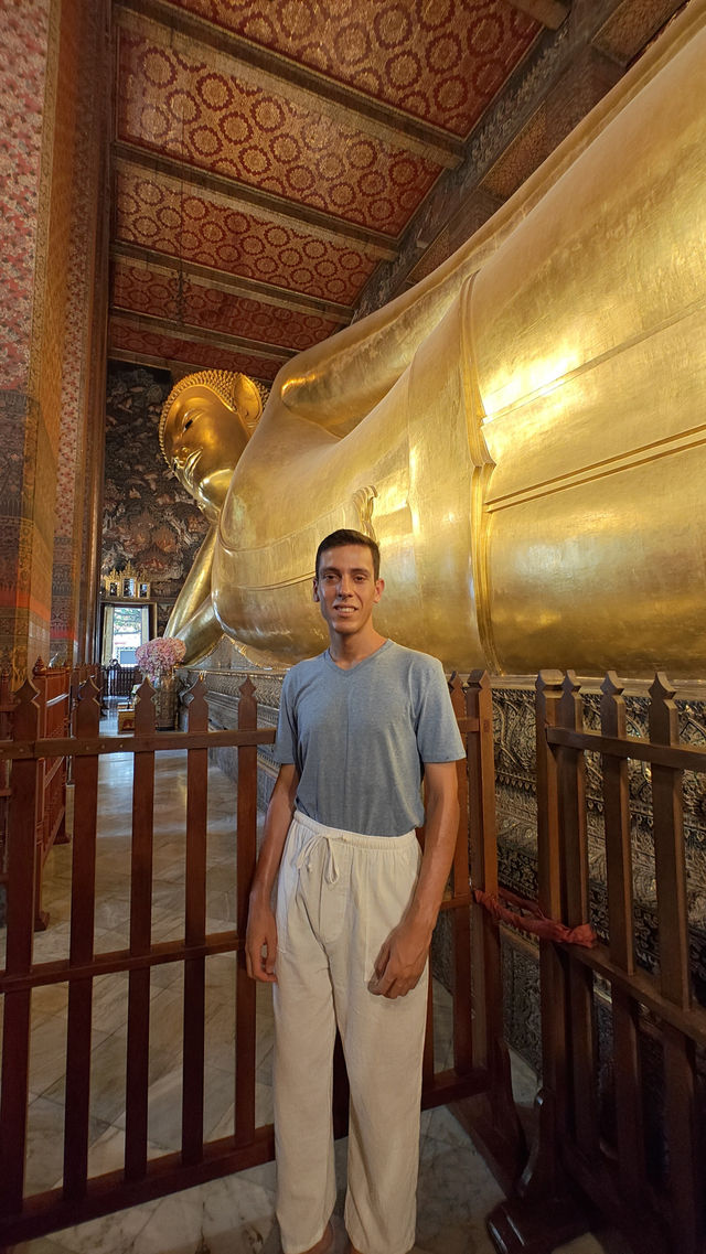 Start Your Bangkok Morning at Wat Pho – Reclining Buddha & Thai Massage