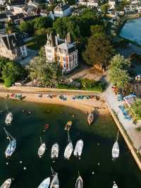 🌊 Where the Sea Stays Gentle – Larmor-Plage, France