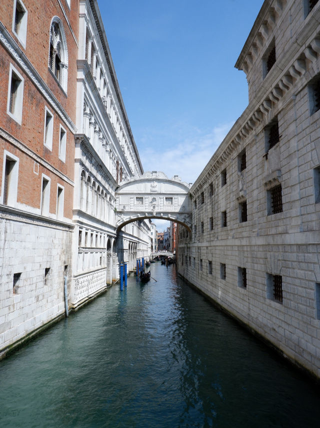 รีวิว Bridge of Sighs เสียงถอนใจแห่งเวนิส