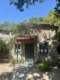 A Budget Stopover in Athens