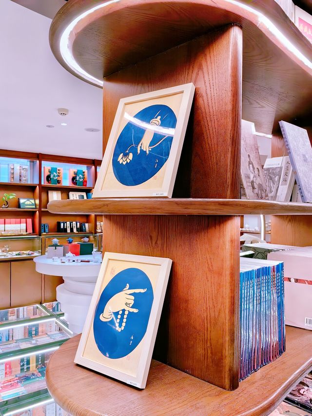 平價敦煌旅行伴手禮 來“敦煌書局”挑選吧 平價敦煌旅行伴手禮 來“敦煌書局”挑選吧