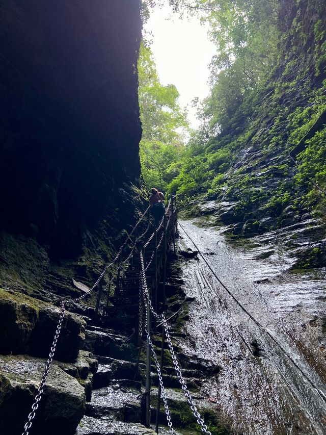 湖南湘西坐龍峽中南第一奇峽