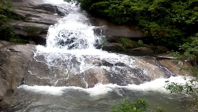 可以玩水的避暑勝地，南嶽衡山山灣裡民宿