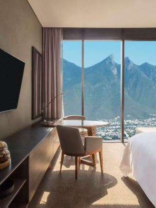 🌟 Monterrey's Luxe Escape: Grand Fiesta Americana! 🌟