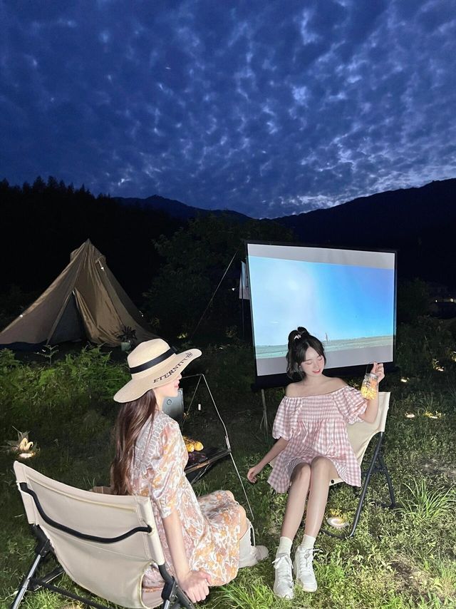 每週一露 | 夏夜微風中的小眾私藏露營地點。