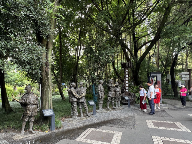 成都的"人民公園"充滿濃厚的市井氣息!