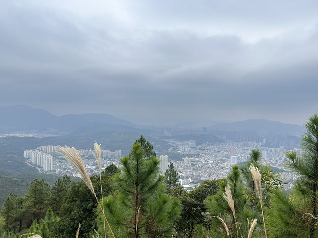 拿捏六平山，挑戰與美景並存！